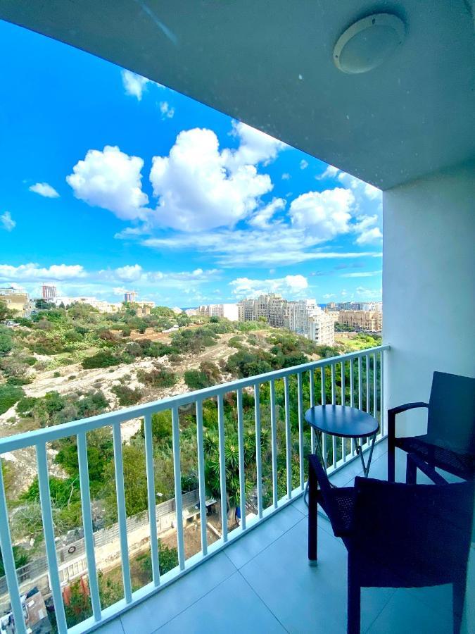 Charming Apartment In The Heart Of St. Julians Saint Julian's Exterior photo